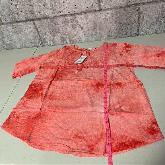 🆕 Suzanne Betro Tie Dye Tie Neck Smocked Tunic Blouse - Picture 9 of 9